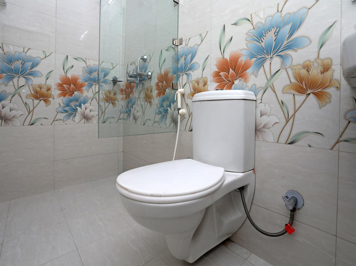 Oyo 10228 Hotel Chandramouli ジャイプール エクステリア 写真